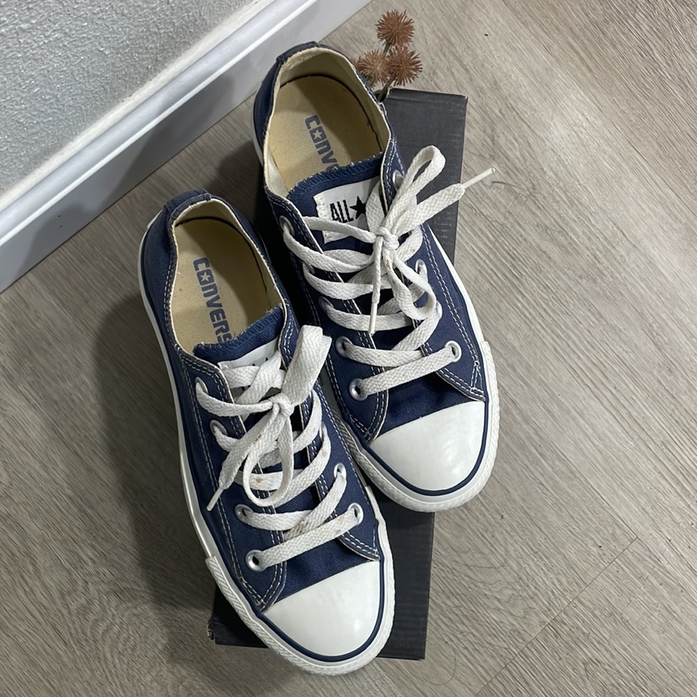 Converse Chuck Taylor All Star Navy Blue- Size 4 Men 6 Women